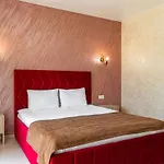 Gold Palace Hotel
