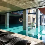 Hotel Gold Palace *
