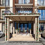 Gold Palace Hotel *