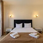 Hotel Gold Palace