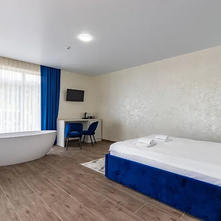 Gold Palace Hotel *