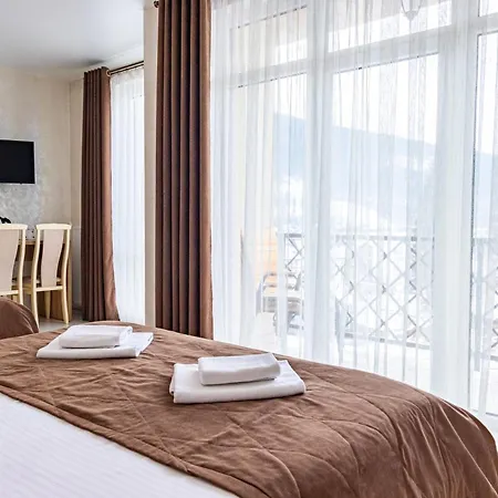 Gold Palace * Bukowel