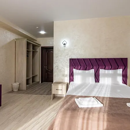Hotell Gold Palace *